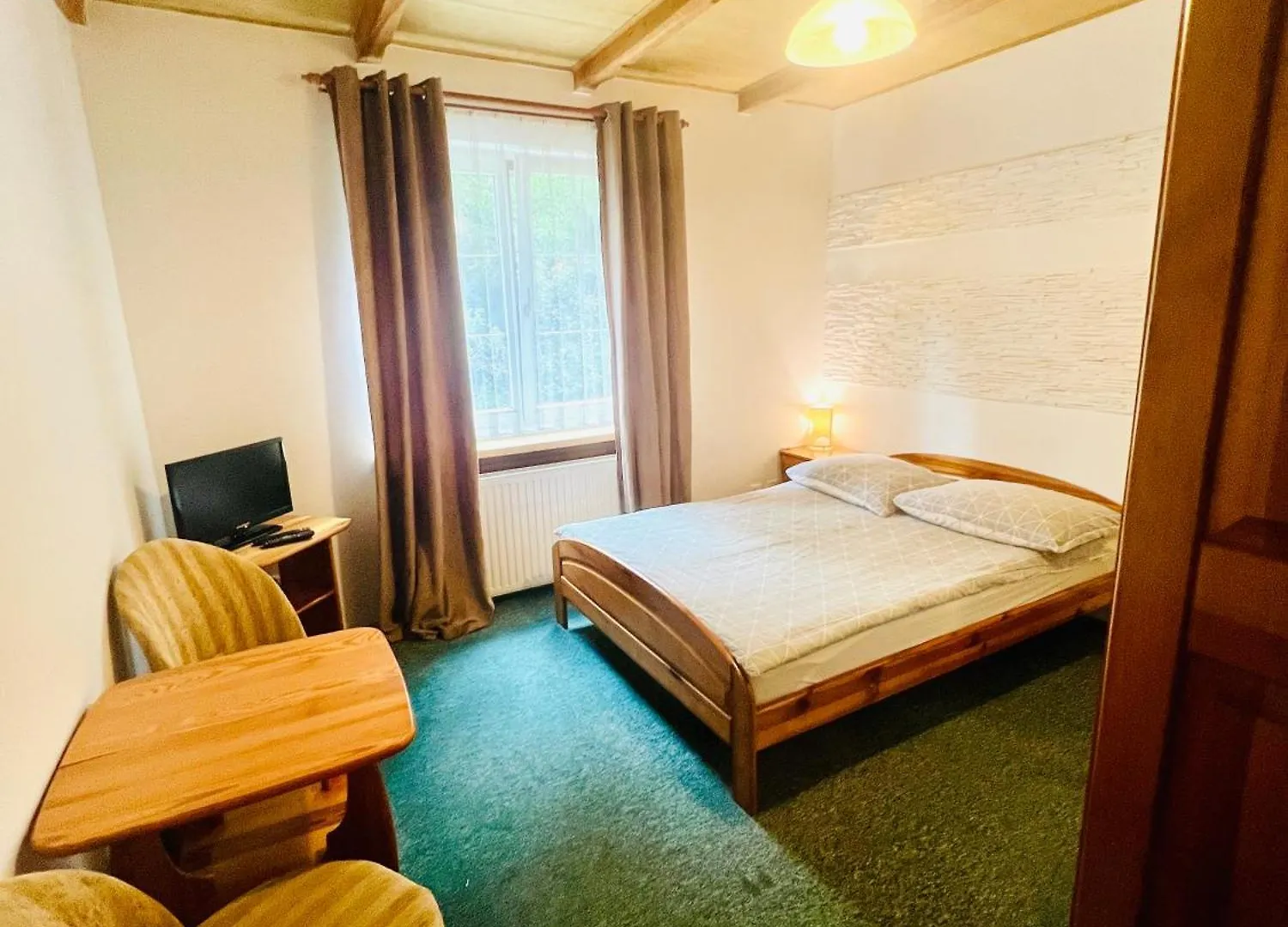 Zimorodek Poczuj Z Nami Magie Karpacza Hotel 0*, Karpacz Polen